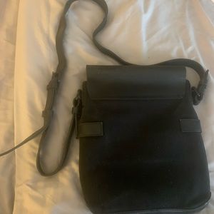 Black cloth & leather Men’s cross body adjustable leather strap ARMANI EXCHANGE